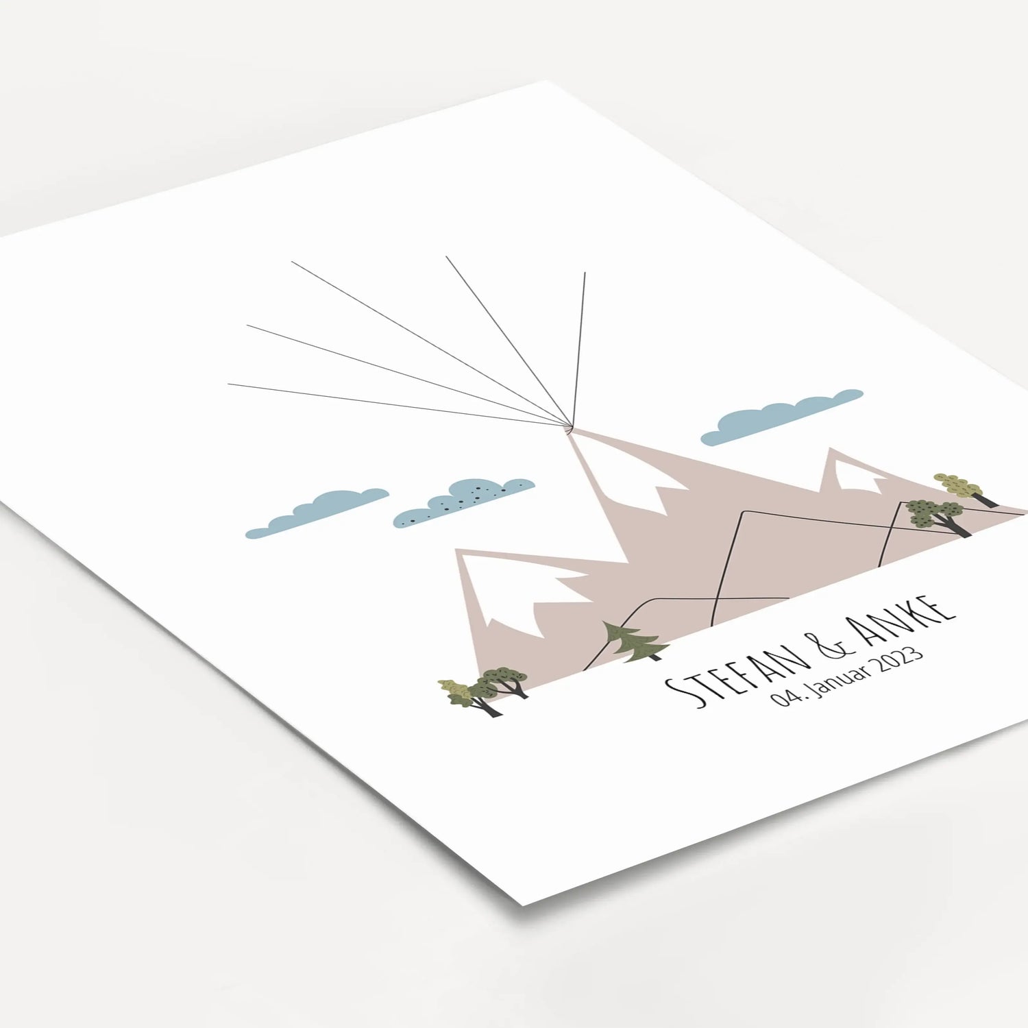 Fingerabdruck Bild 'Berge'-famprints-Personalisiertes Poster-Auf dem Fingerabdruck Bild 'Berge' befindet sich eine große Berglandschaft, wahlweise in den Farbvarianten Polish Grey, Pale Rose oder Fog Green. Am Fuß des Berges befinden sich einige kleine Bä