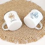 Emaille Tasse Krake-famprints-Emaille Tasse-Entdecke die zauberhafte Emaille Tasse mit einer süßen Krake, die nicht nur ein praktisches Trinkgefäß ist, sondern auch das Herz deines Kindes höherschlagen lässt. Mit jedem Schluck aus dieser liebevoll gestalt