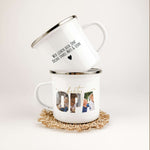 Emaille Tasse bester Opa-famprints-Emaille Tasse-Mach deinem Opa eine ganz besondere Freude mit unserer personalisierten Emaille Tasse bester Opa, die nicht nur seine Kaffeepausen verschönert, sondern auch ein einzigartiges Stück Erinnerung wird. Diese Ta