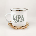 Emaille Tasse Opa seit-famprints-Emaille Tasse-Verschenke ein Stück Liebe und Erinnerung mit unserer einzigartigen Emaille Tasse „Opa seit“. Diese personalisierte Tasse ist nicht nur ein praktisches Accessoire, sondern ein emotionales Geschenk, das die be