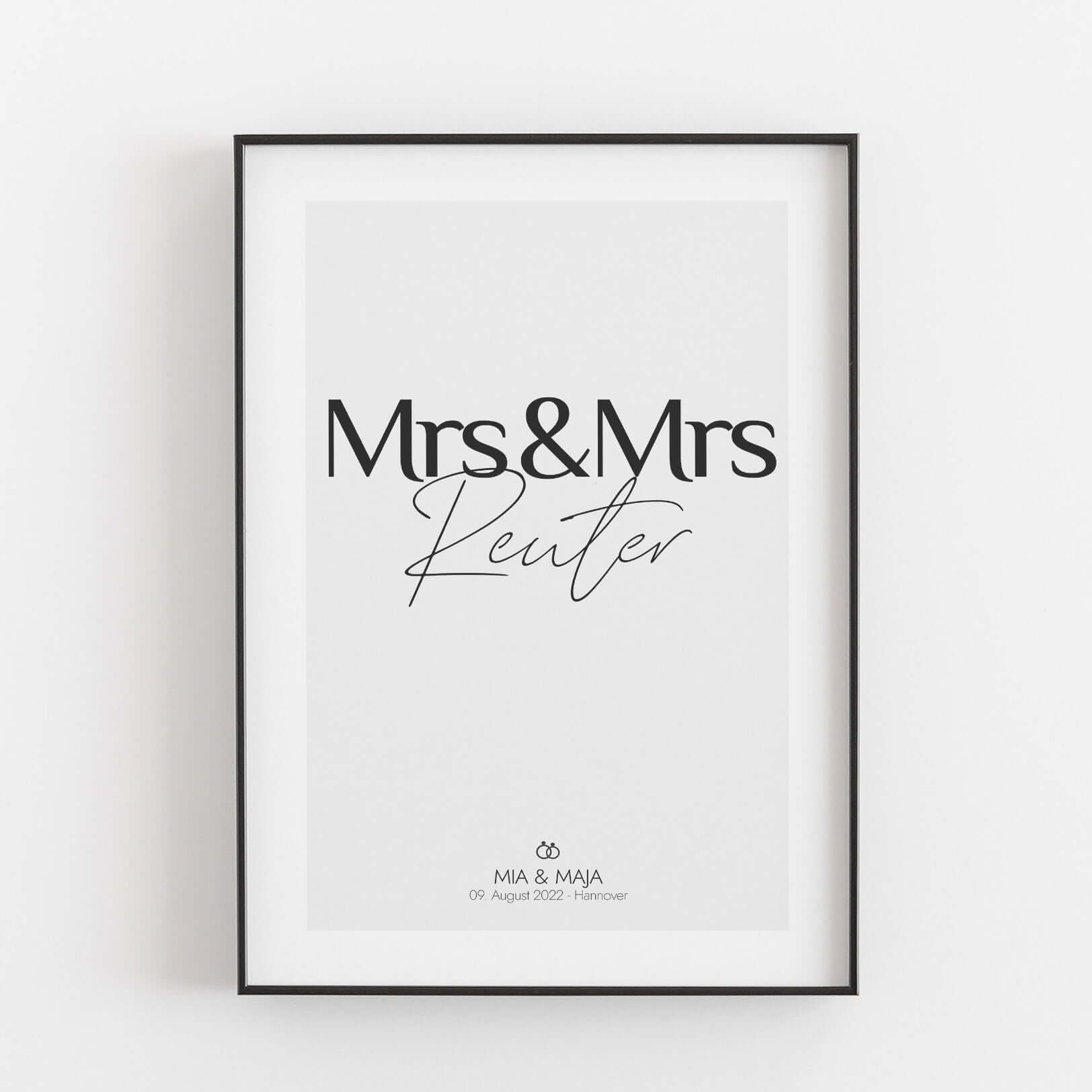 Hochzeit Poster Mrs & Mrs Bestseller, Liebe Poster, Personalisiertes Poster Personalisiertes Poster Größe: Digitaler Download Farbe: White Smoke famprints