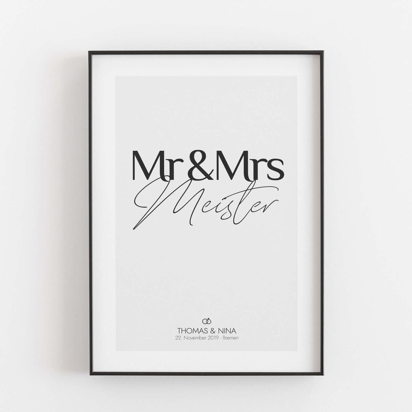 Hochzeit Poster Mr & Mrs Bestseller, Liebe Poster, Personalisiertes Poster Personalisiertes Poster Größe: Digitaler Download Farbe: White Smoke famprints