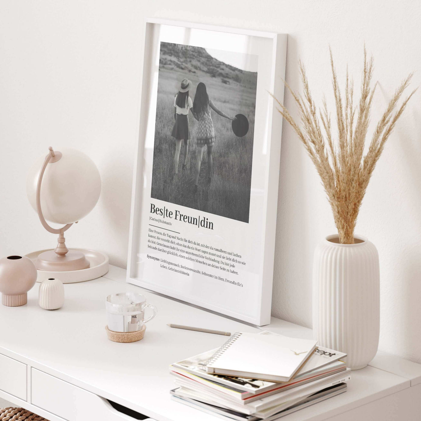 Beste Freundin Definition Poster Foto BF alt, Definition Poster, Foto Poster, Neuheit, Personalisiertes Poster Personalisiertes Poster Größe: Digitaler Download, 13x18cm, 21x30cm, 30x40cm, 40x50cm, 50x70cm, 61x91cm Fotodarstellung: in Farbe, in Schwarz-Weiß famprints